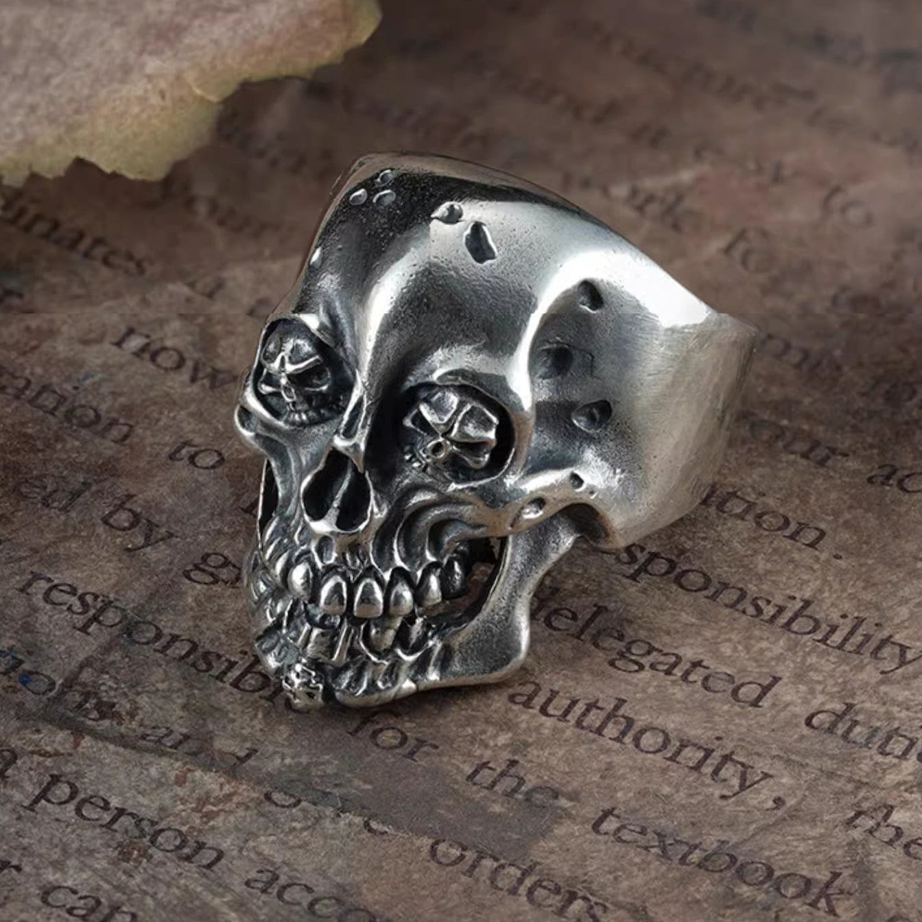 Vintage Dark Skull Ring in 925 Sterling Silver - Handmade for Biker Enthusiasts