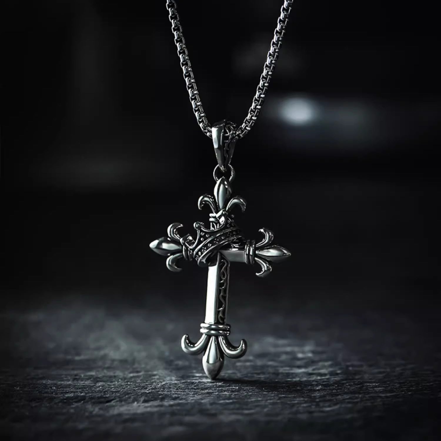 BikerStore Silver Chain Cross Pendant - Mens Sterling Silver Cross Necklace