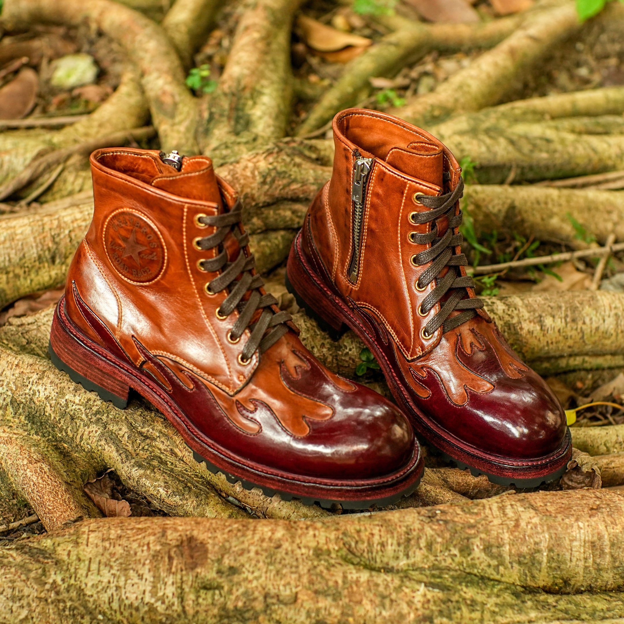 BikerStore Classic Retro Riding Boots: Durable Horsehide Leather, Flame Pattern, Perfect for Harley Enthusiasts